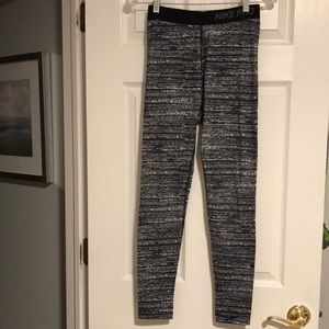 Nike Pro Dri-fit Running Tights Leggings gray/black/white pattern - size Small